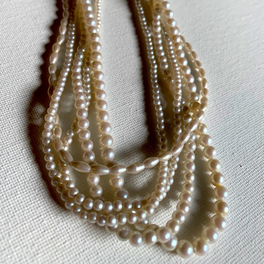 5 strand pearl style necklace MARVELLA - VINTAGE!